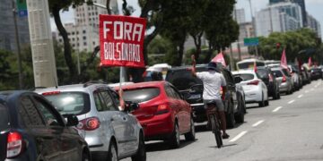 Brasil pide la renuncia de su presidente Jair Bolsonaro con protestas en más de 50 ciudades