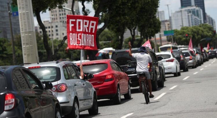 Brasil pide la renuncia de su presidente Jair Bolsonaro con protestas en más de 50 ciudades
