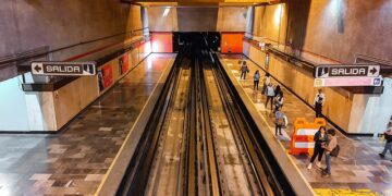 Ciudad de México colapsa luego de incendio registrado en las Delicias