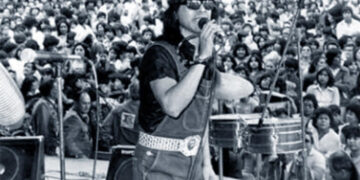 El día que Rigo Rovar cantó en el río Santa Catarina