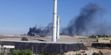 Explosión y llamas en refinería de grupo México