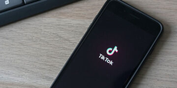 Quitarán TikTok de las tiendas de aplicaciones de Google y Apple