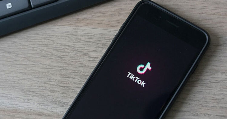 Quitarán TikTok de las tiendas de aplicaciones de Google y Apple