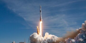 spacex-falcon-9-ha-lanzado-27-satelites-starlink-desde-vandenberg