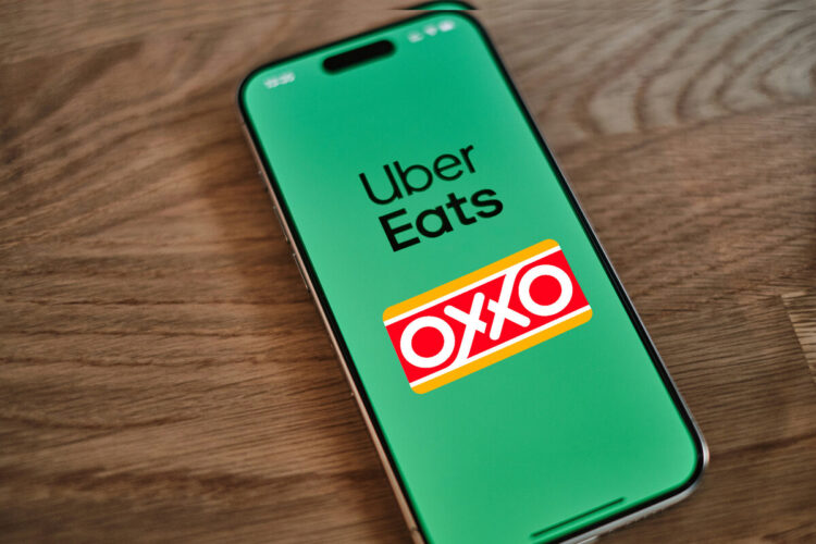 Uber Eats y OXXO oficializan alianza estratégica de entrega a domicilio en México